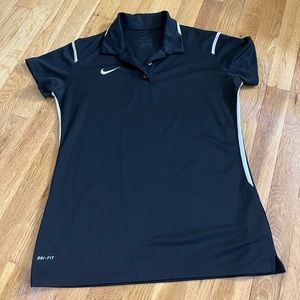 Nike women’s polo size Medium in color black